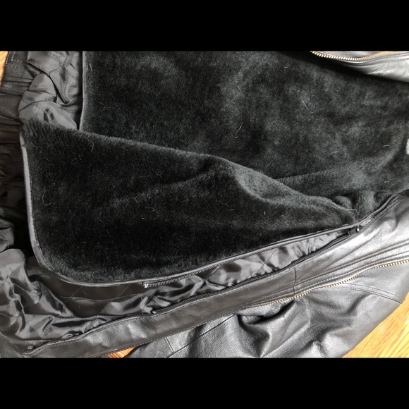 Men’s leather jacket - Picture 4 of 5